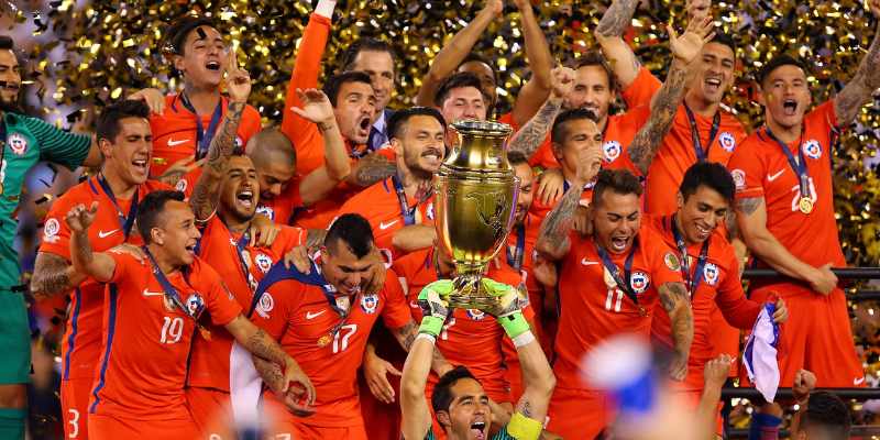 2004: Brazil vs Argentina — Adriano Strikes Late, Title in Penalties